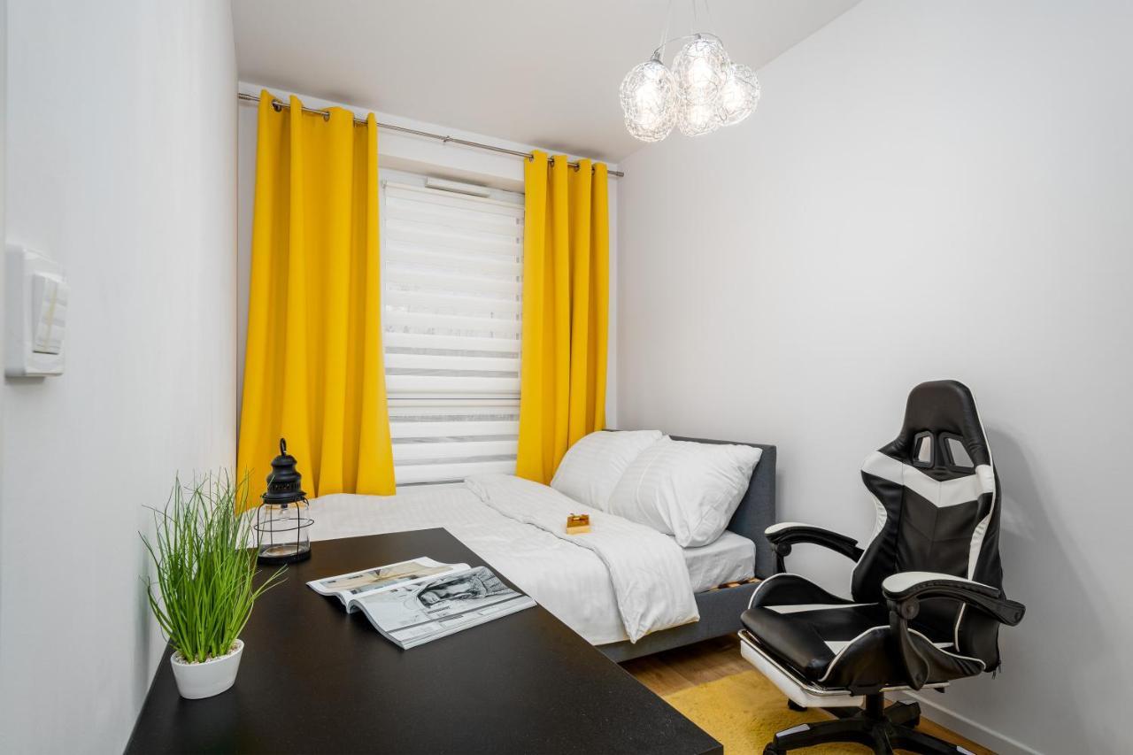 Warsaw Apartments Komputerowa Street מראה חיצוני תמונה
